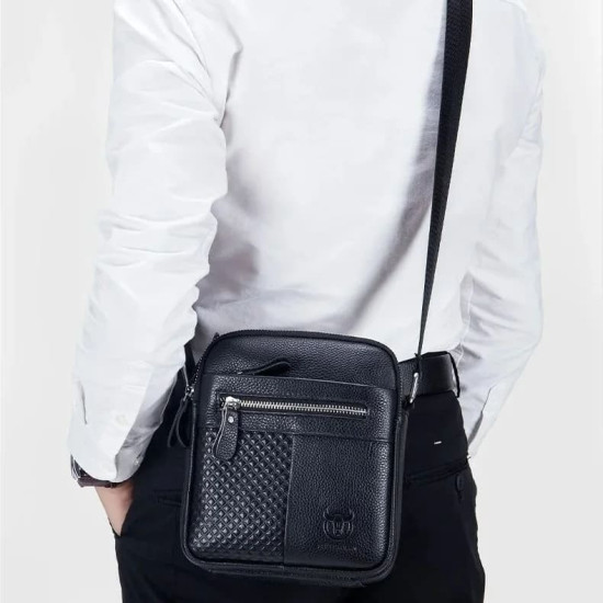 Bolsa Masculina Pequena de Lado