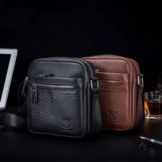 Bolsa Masculina Pequena de Lado